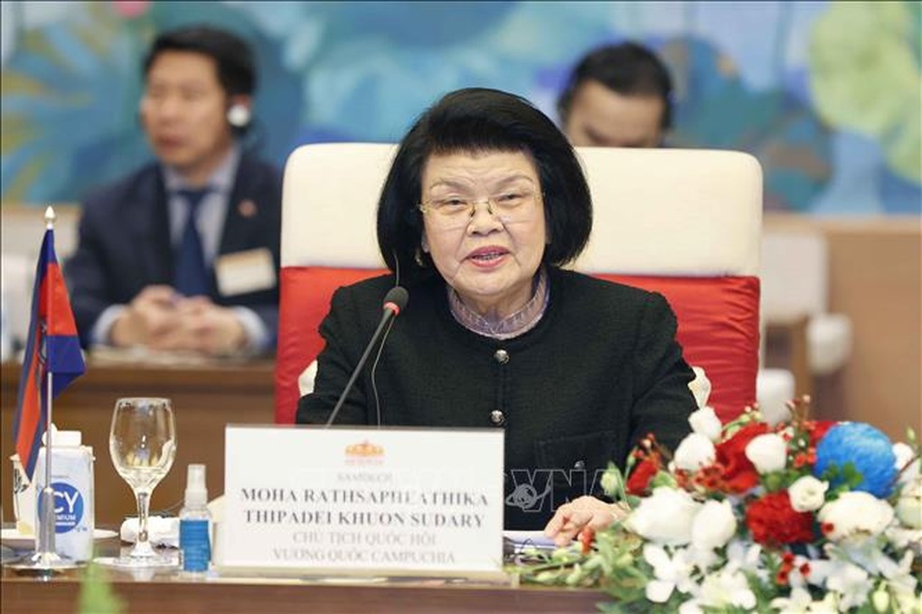 Chủ tịch Quốc hội Vương Đình Huệ đón, hội đàm với Chủ tịch Quốc hội Campuchia - 3