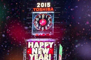 Thắp sáng quả cầu pha lê trên quảng trường Thời đại đón năm 2015