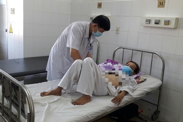 Cần Thơ: Can thiệp khối u thận vỡ nguy kịch không cần phẫu thuật