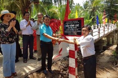 Cầu Vĩnh Lạc - Kết nối yêu thương