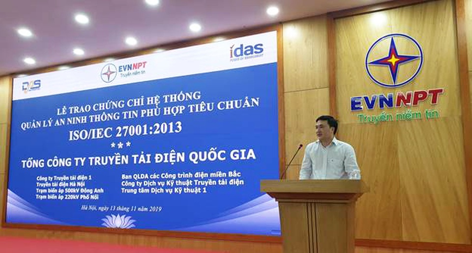 EVNNPT nhận chứng chỉ “Quản lý an ninh thông tin phù hợp tiêu chuẩn ISO/IEC 27001:2013” - 2 EVNNPT nhận chứng chỉ “Quản lý an ninh thông tin phù hợp tiêu chuẩn ISO/IEC 27001:2013” - 2