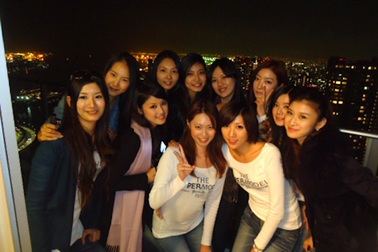 Ninh Hoàng Ngân dạo bước Tokyo