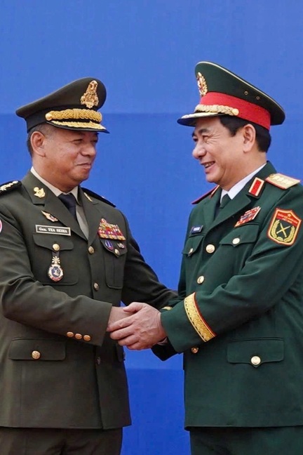 Bộ trưởng Quốc phòng Việt Nam - Campuchia gặp gỡ tại Tây Ninh