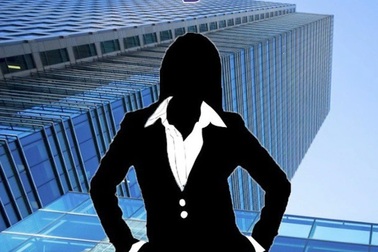 Nữ đại gia bí ẩn gom cổ phiếu công ty lữ hành lớn nhất nước