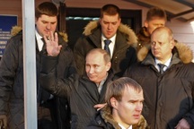 Bí ẩn "hàng rào sống" 4 lớp bảo vệ Tổng thống Nga Putin