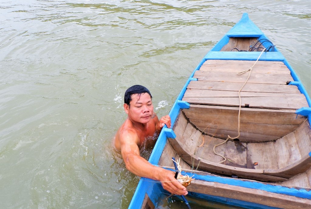 Dị nhân miền Tây, tay không bắt cá, bắt con nào dính con đó - 3 Dị nhân miền Tây, tay không bắt cá, bắt con nào dính con đó - 3