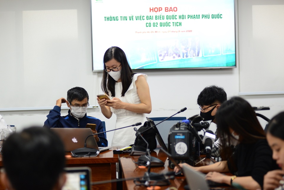 Ông Phạm Phú Quốc xin thôi việc, thôi đại biểu Quốc hội vì vụ quốc tịch Síp - 3 Ông Phạm Phú Quốc xin thôi việc, thôi đại biểu Quốc hội vì vụ quốc tịch Síp - 3