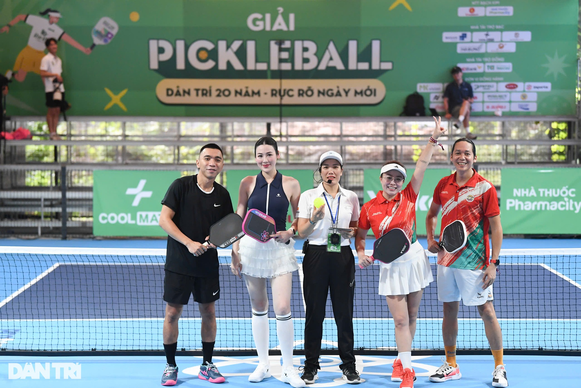 Dàn á hậu, diễn viên, ca sĩ nổi tiếng hâm nóng giải pickleball Dân trí - 4 Dàn á hậu, diễn viên, ca sĩ nổi tiếng hâm nóng giải pickleball Dân trí - 4