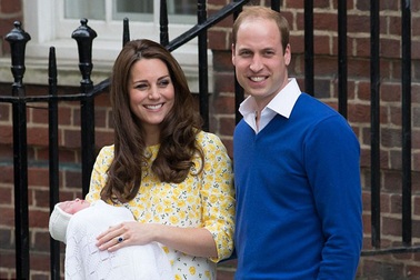 Đăng ảnh Công nương Anh ngực trần, bị phạt 120.000 USD