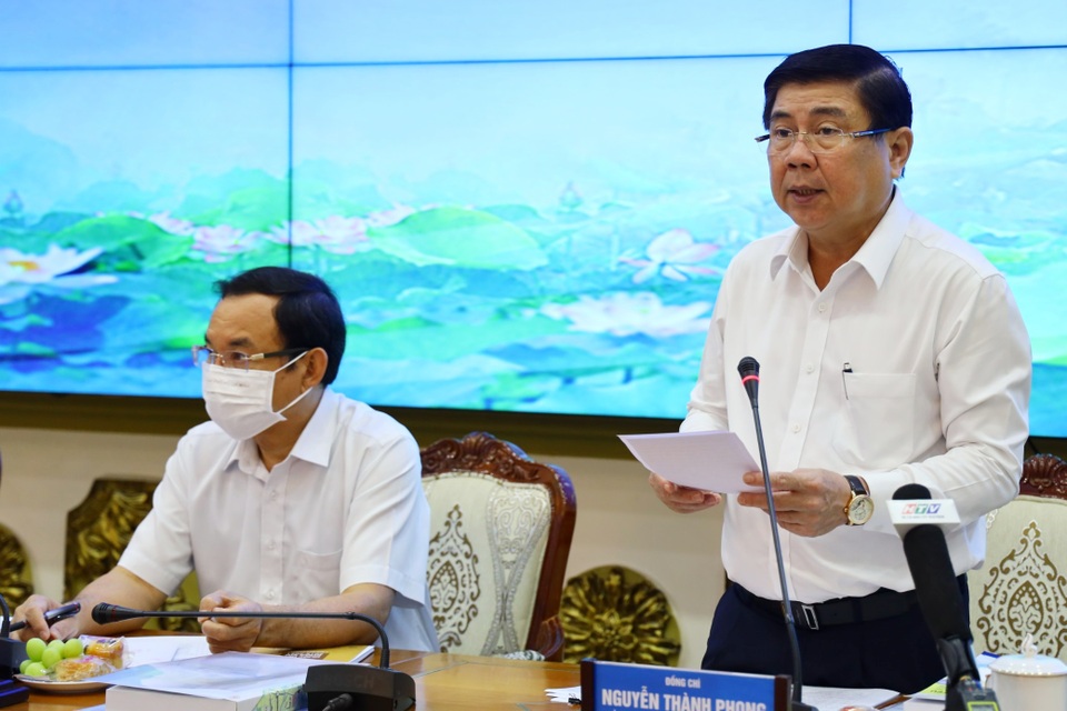 TP.HCM đang đuối với vai trò đầu tàu kinh tế - 5 TP.HCM đang đuối với vai trò đầu tàu kinh tế - 5