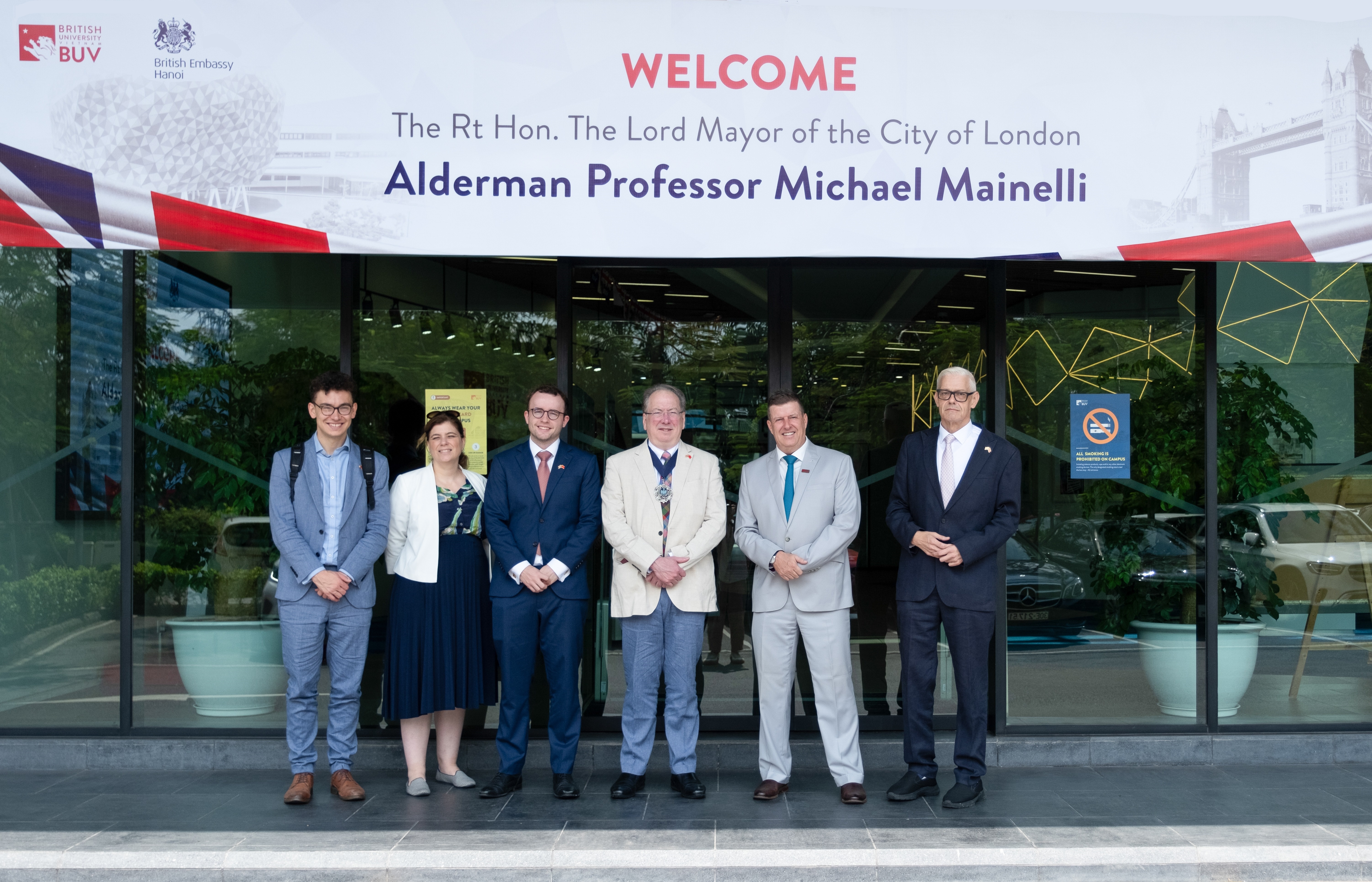 Starosta londýnské finanční čtvrti: BUV přispívá k podpoře spolupráce mezi Vietnamem a Spojeným královstvím - 1 Thị trưởng khu tài chính London: BUV góp phần thúc đẩy hợp tác giữa Việt Nam và Anh quốc - 1