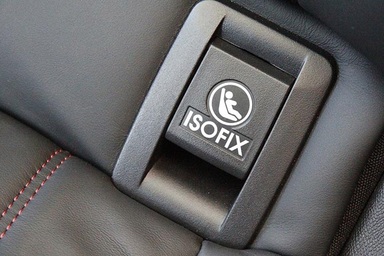 Lắp đặt ghế trẻ em thế nào cho đúng?