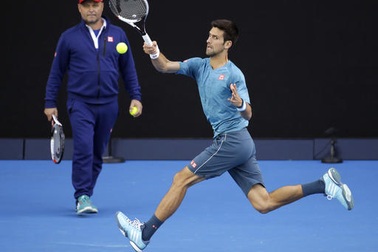 Ngày 2 - Australian Open:  Thách thức lớn cho Djokovic, Nadal