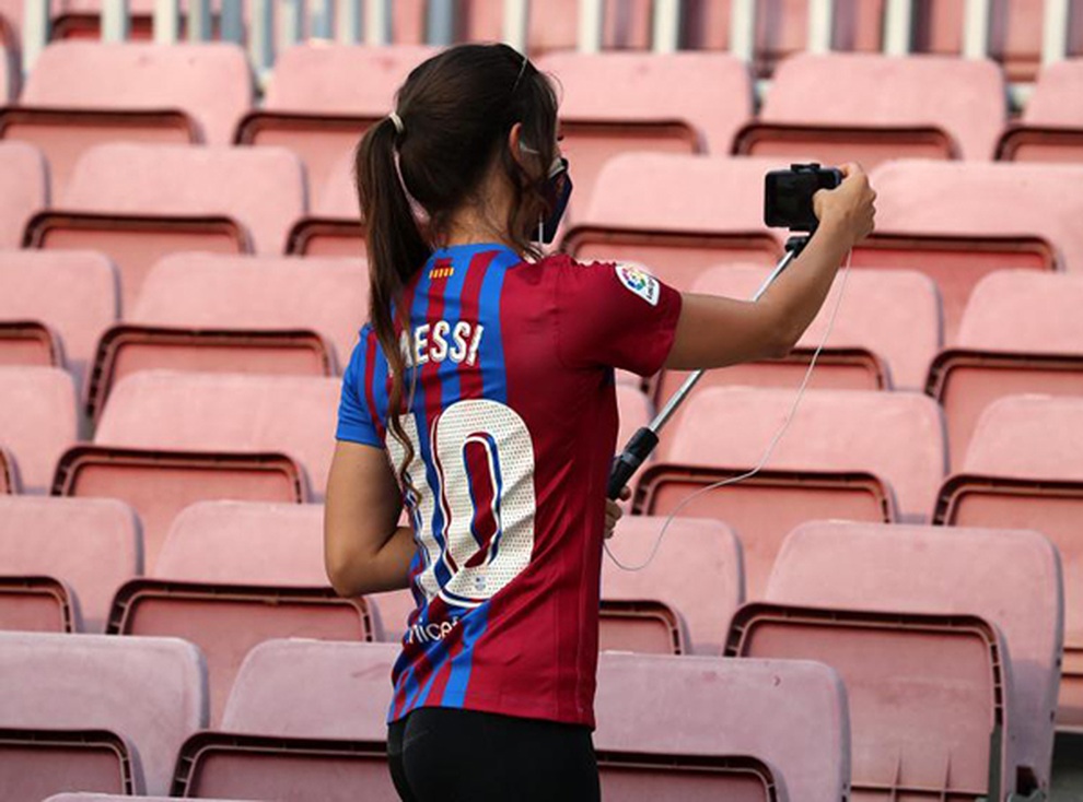 Mất Messi giá 0 đồng, Chủ tịch Barcelona bị ví như nô lệ của Real Madrid - 7