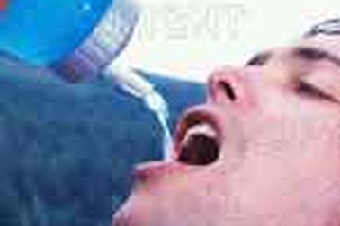 Uống nước chữa bệnh