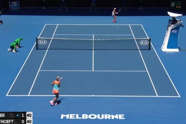 ĐKVĐ Kerber vất vả giành vé đi tiếp vào vòng ba