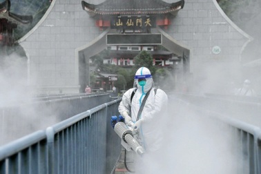 Chuyên gia lý giải việc Trung Quốc quyết bám trụ chiến lược "Không Covid"