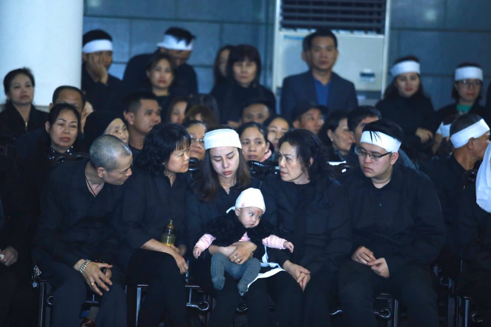 Thủ tướng viếng 3 liệt sĩ hy sinh ở Đồng Tâm - 26 Thủ tướng viếng 3 liệt sĩ hy sinh ở Đồng Tâm - 26