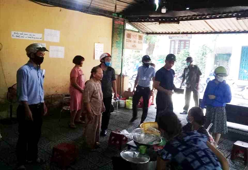 Chủ tịch tỉnh kêu gọi người dân 15 ngày sống tốt cho xã hội - 3 Chủ tịch tỉnh kêu gọi người dân 15 ngày sống tốt cho xã hội - 3