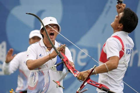 “Người mù” giành HCV bắn cung tại ASIAD 16