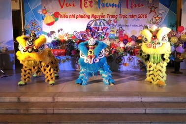 Múa lân mùa Trung thu: Nhận 50 show trong vài ngày, bỏ túi cả trăm triệu