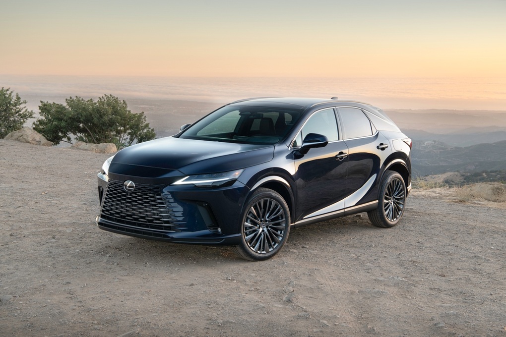 Lexus RX 2023 sắp ra mắt tại Việt Nam với 4 phiên bản Hybrid - 3 Lexus RX 2023 sắp ra mắt tại Việt Nam với 4 phiên bản Hybrid - 3