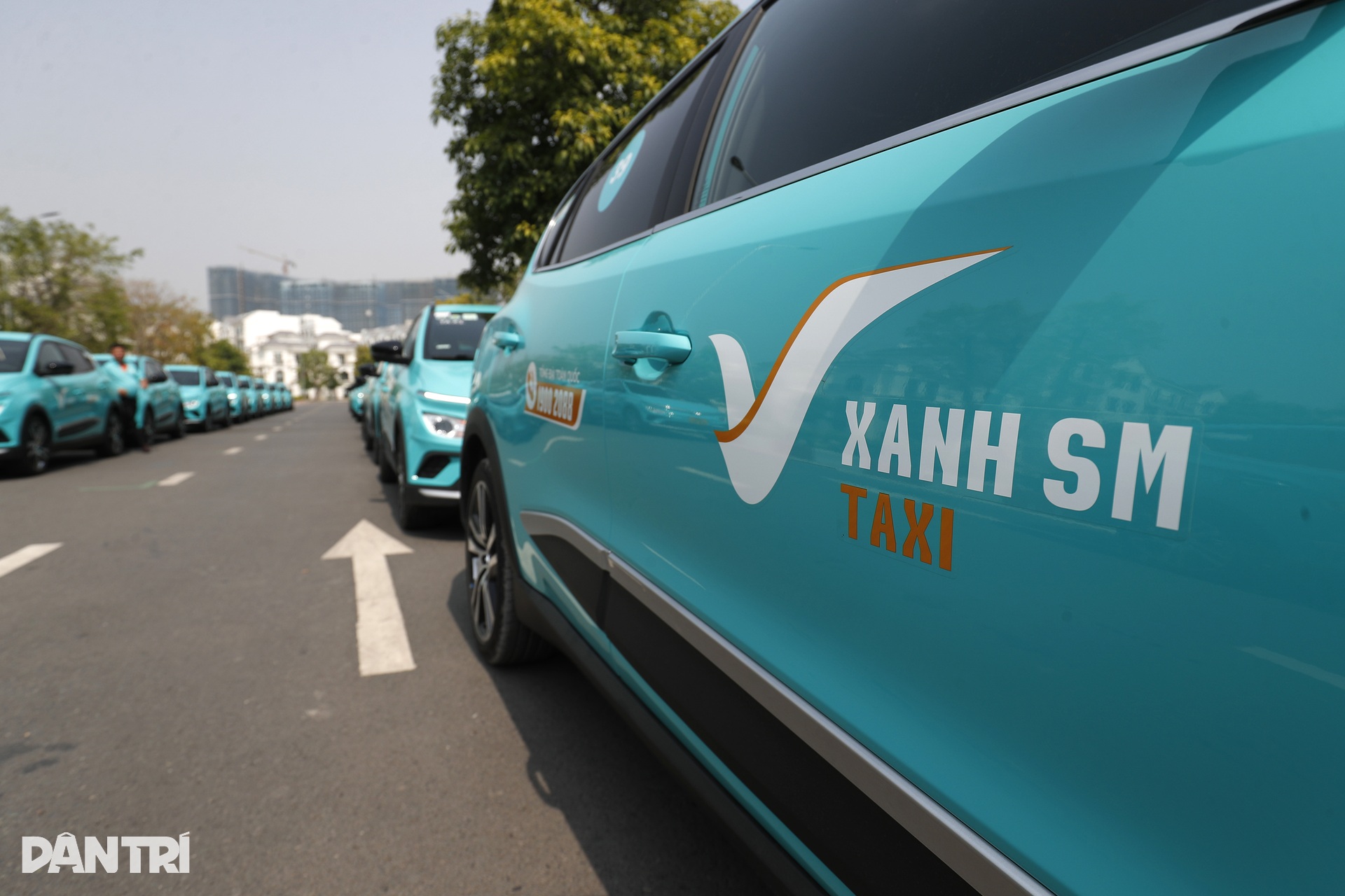 600 taxi không khói, không tiếng động cơ bắt đầu vận hành tại TPHCM - 4 600 taxi không khói, không tiếng động cơ bắt đầu vận hành tại TPHCM - 4