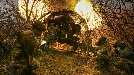 Nga đánh thẳng “trái tim công nghiệp” Ukraine, lập vùng đệm chiến lược - 1