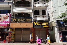 Nha Trang: Nhiều khách sạn đóng cửa, rao bán trong mùa dịch Covid-19