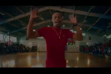 Ca khúc “Watch me” của ca sĩ tuổi teen Silentó đã có hơn 476,8 triệu lượt xem.