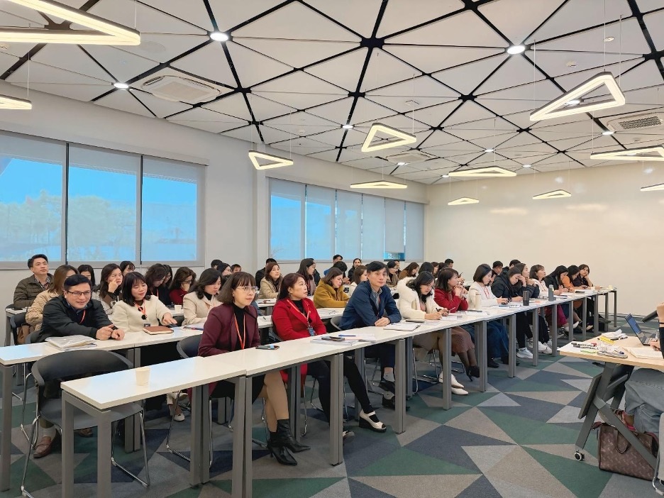 BUV ร่วมภาคการศึกษาส่งเสริมจิตวิญญาณแห่งการเรียนรู้ตลอดชีวิต - 2 BUV đồng hành nâng cao tinh thần học tập trọn đời cùng ngành giáo dục - 2