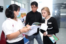 Tuyển dụng 12.000 lao động với mức lương hấp dẫn