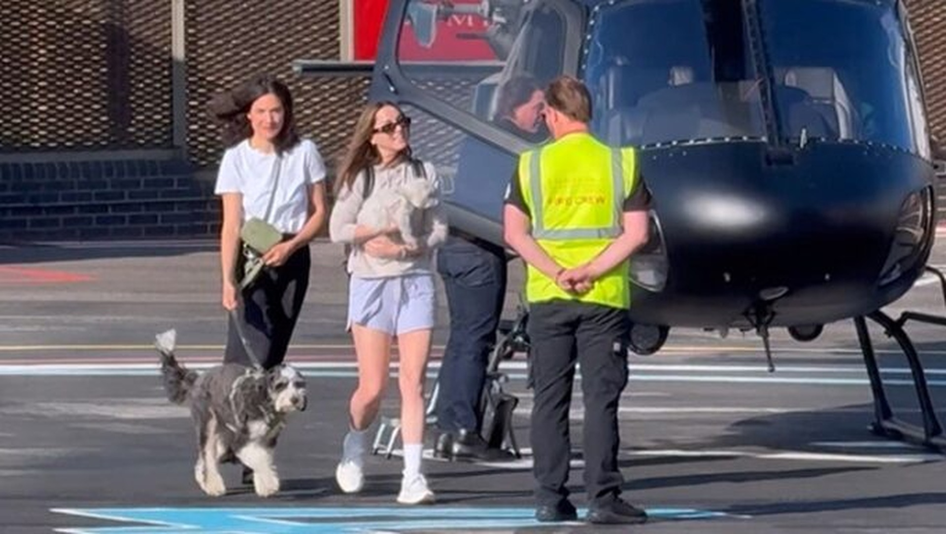 Nhan sắc nóng bỏng của mỹ nhân kém 25 tuổi đang hẹn hò với Tom Cruise - 3