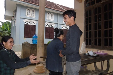 Niềm vui năm mới của người hùng cứu người trong lũ