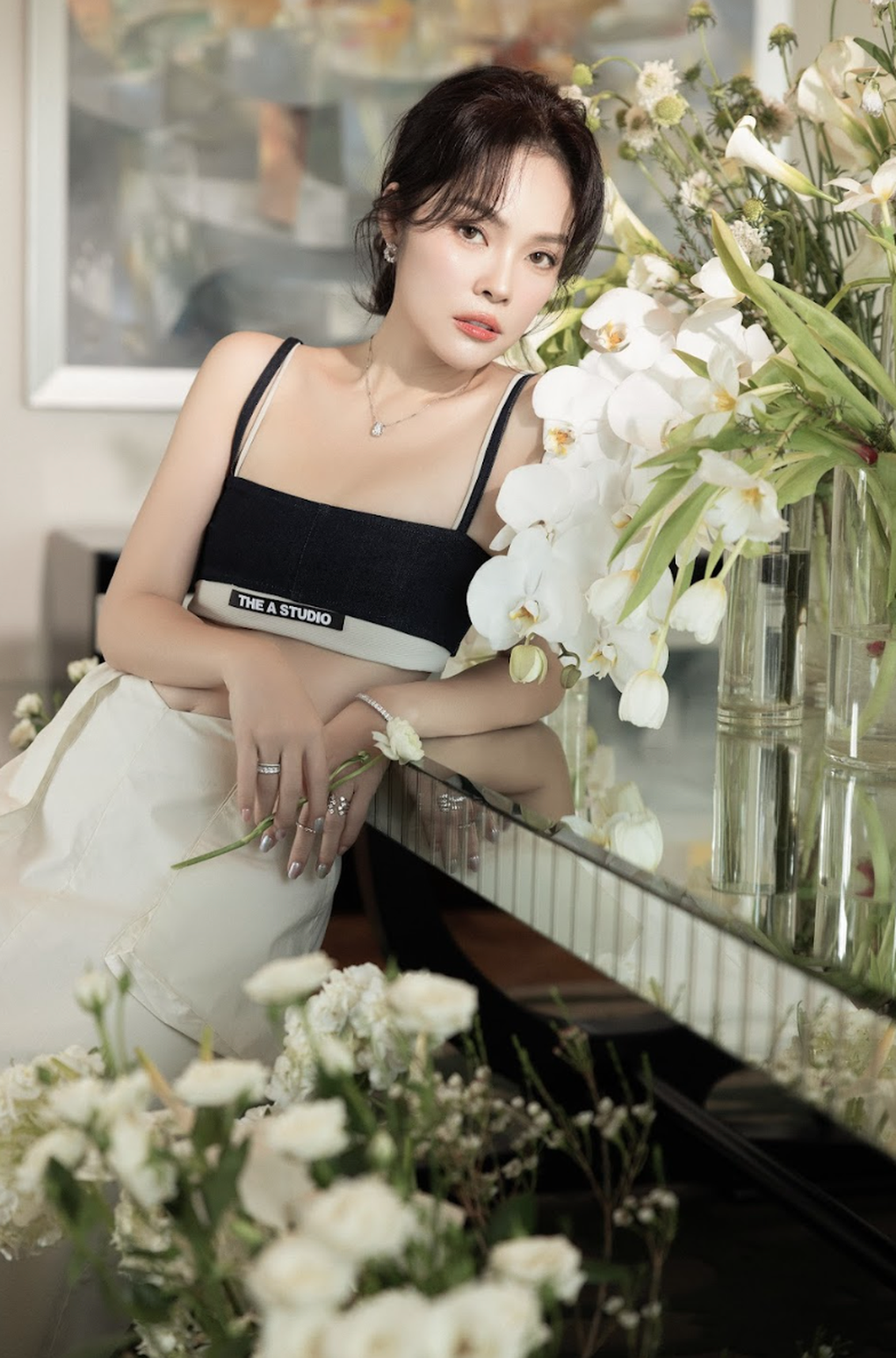 Dương Cẩm Lynh trải lòng về việc trở lại nghề diễn sau biến cố - 2 Dương Cẩm Lynh trải lòng về việc trở lại nghề diễn sau biến cố - 2