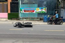 Vây bắt hai thanh niên cướp giật điện thoại, 4 người dân bị đâm