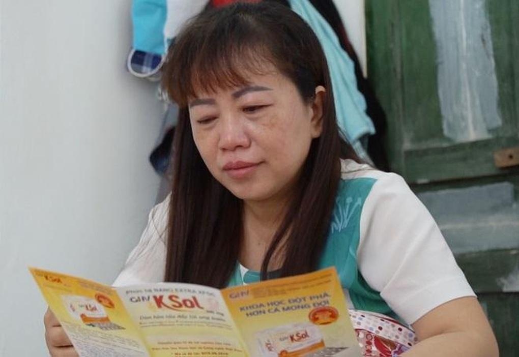 Người phụ nữ vượt qua ung thư buồng trứng, tìm lại nụ cười - 2 Người phụ nữ vượt qua ung thư buồng trứng, tìm lại nụ cười - 2