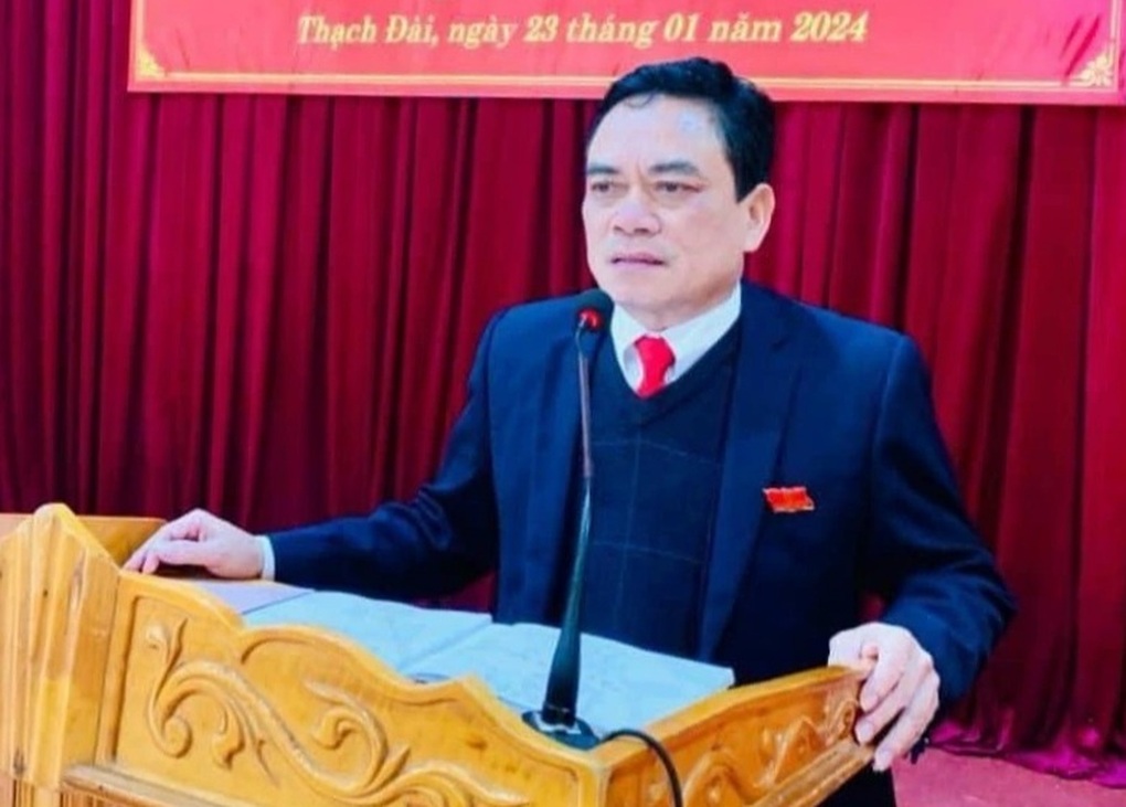 Một chủ tịch xã ở Hà Tĩnh bị kỷ luật vì để xảy ra sai phạm đất đai - 1 Một chủ tịch xã ở Hà Tĩnh bị kỷ luật vì để xảy ra sai phạm đất đai - 1
