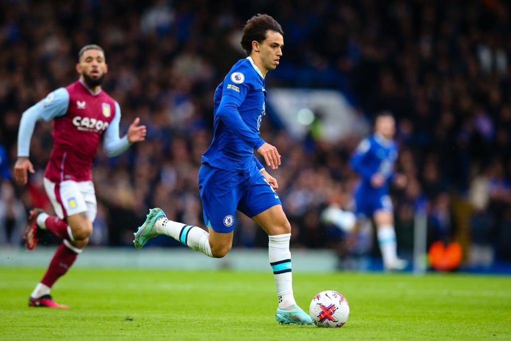 Arsenal vẫn hơn Man City 8 điểm, Chelsea tiếp tục khủng hoảng - 2 Arsenal vẫn hơn Man City 8 điểm, Chelsea tiếp tục khủng hoảng - 2