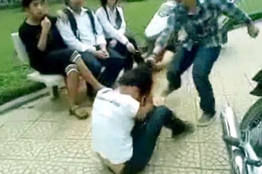 Khi học trò nhởn nhơ trước nạn bạo lực học đường