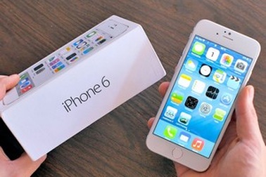 So sánh tốc độ tiêu thụ bộ đôi iPhone 6 với các “siêu phẩm” khác