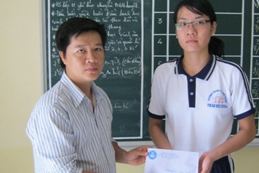 Hơn 8 triệu đồng đến với cô học trò “đội dưa, hái dừa, …”