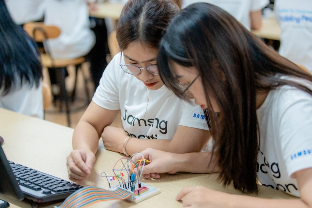 Samsung Innovation Campus 2022: Bồi dưỡng tài năng trẻ hướng tới phát triển bền vững - 4 Samsung Innovation Campus 2022: Bồi dưỡng tài năng trẻ hướng tới phát triển bền vững - 4