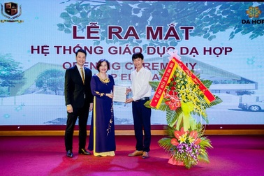 “Chúng tôi mong học sinh Hòa Bình dám thử, dám sai, dám trưởng thành”