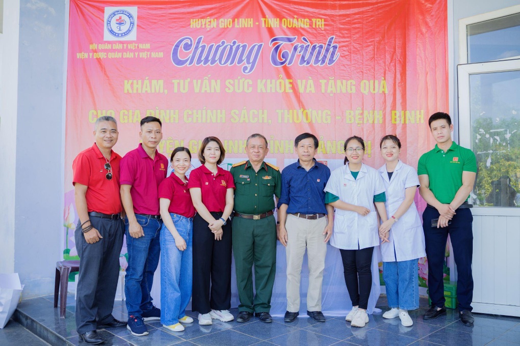 Quảng Trị 27/7: Ngũ Phúc Đường dành tặng gần 1500 phần quà cho người dân - 1