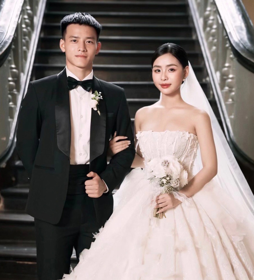 Vợ cầu thủ Thanh Nhàn U23: Nhắm mắt, không dám xem chồng sút cú quyết định - 2 Vợ cầu thủ Thanh Nhàn U23: Nhắm mắt, không dám xem chồng sút cú quyết định - 2