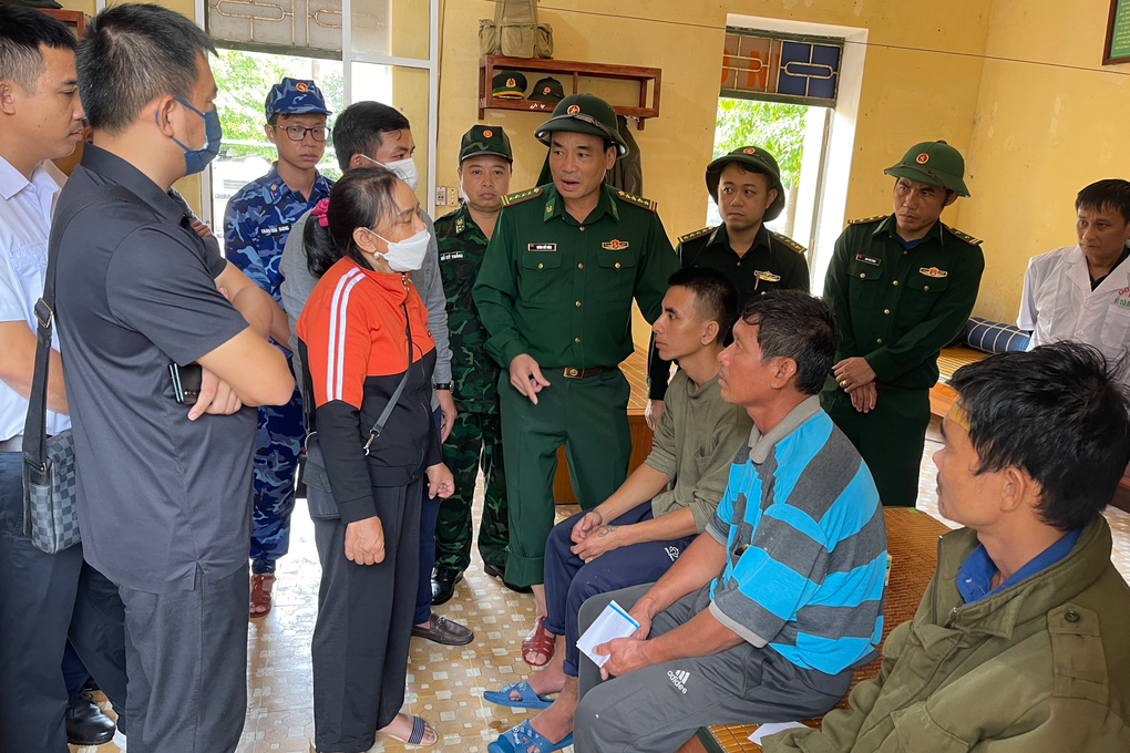 Vụ 2 tàu va chạm trên biển: Tìm thấy thi thể 3 ngư dân - 1 Vụ 2 tàu va chạm trên biển: Tìm thấy thi thể 3 ngư dân - 1