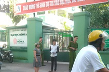 Đi muộn, một thí sinh lỡ cả kỳ thi