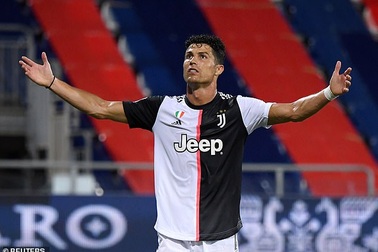 C.Ronaldo lập kỷ lục mua nhẫn cưới đắt tiền nhất trong giới cầu thủ