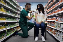 WHO chỉ trích các nước giàu vội vã tiêm mũi vắc xin tăng cường